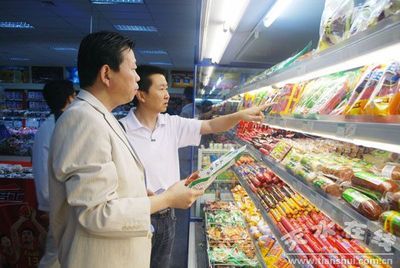 秦州區(qū)開(kāi)展端午節(jié)前清真食品市場(chǎng)專項(xiàng)檢查